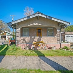 The Yellowbike Den